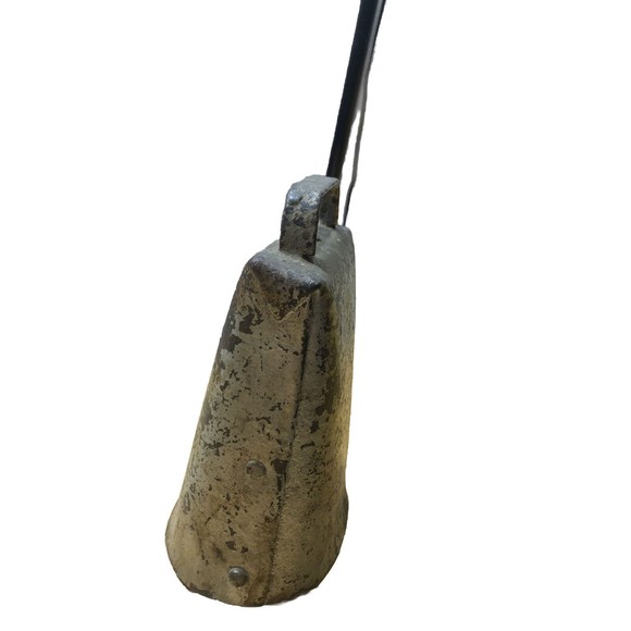 Cow Bell  Primitive Folded Riveted Metal Handle Large Loud Clacker Decor - Picture 4 of 8